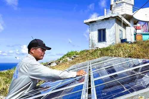 Bảo đảm cung ứng điện trên đảo xa