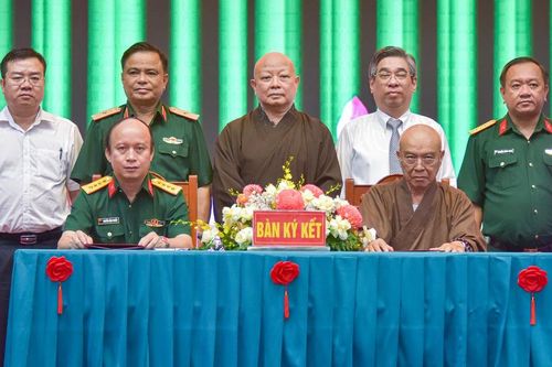 Ban Trị sự GHPGVN TP.HCM và Bộ Tư lệnh Thành phố ký kết chương trình phối hợp giai đoạn 2025-2030