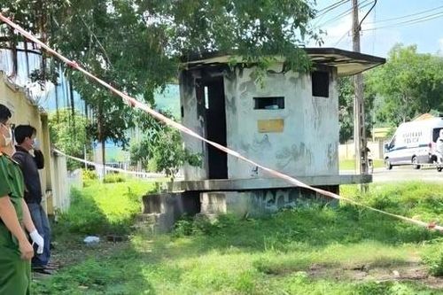 Kéo dây điện, phát hiện thi thể trong lô cốt bỏ hoang