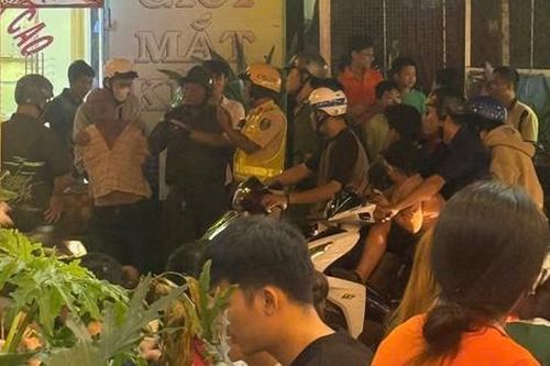 Khởi tố người đàn ông say xỉn tấn công CSGT, làm bị thương thanh niên xung phong
