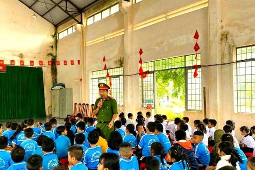 Đắk Lắk: Xây dựng môi trường học đường an toàn từ công tác tuyên truyền tại xã Ia Rvê