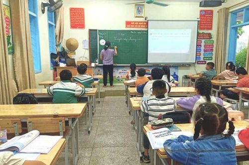 Các trường học chủ động ứng phó với mưa lũ do ảnh hưởng hoàn lưu bão Bualoi