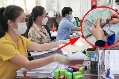 Không phải ai cũng biết: Cán bộ TP.HCM được trợ cấp 'khủng' 10,4 triệu đồng/tháng