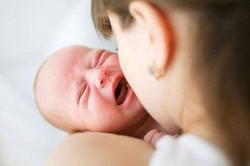 Bé gái 6 tháng tuổi nhập viện vì ngộ độc chỉ vì thói quen này của mẹ
