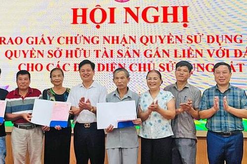 Hà Nội tháo gỡ vướng mắc thủ tục đất đai