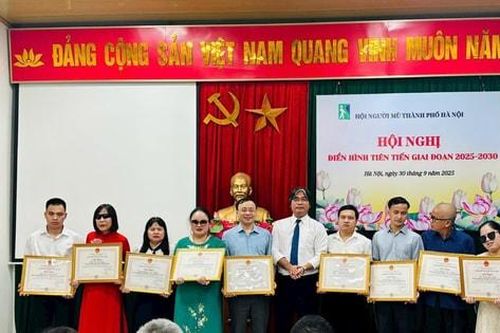 Vinh danh những gương điển hình của ý chí và nghị lực