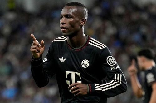 Nicolas Jackson ghi bàn đầu tiên cho Bayern