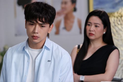 Rạp Việt sau cơn sốt 'Mưa đỏ' hơn 700 tỷ dừng chiếu