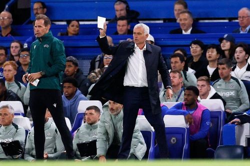 Đừng vội xem thường Mourinho