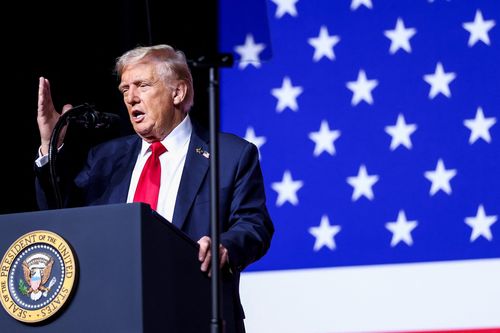 Ông Trump dọa sa thải tướng lĩnh Mỹ nếu ông không vừa ý