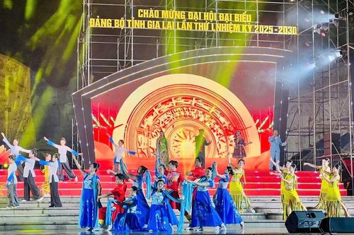 Đặc sắc chương trình nghệ thuật chào mừng Đại hội đại biểu Đảng bộ tỉnh Gia Lai