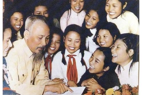 Học tập suốt đời - 'chìa khóa' cho phát triển bền vững