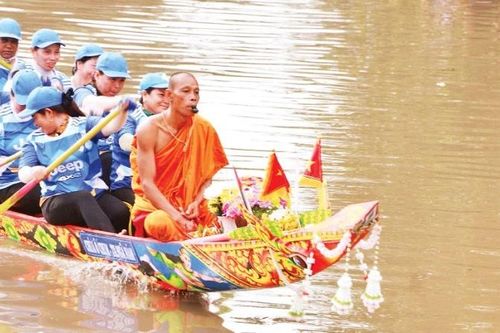Cảnh giác luận điệu xuyên tạc vấn đề dân tộc