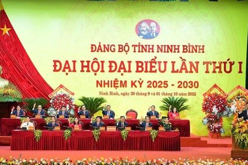 Khai mạc Đại hội đại biểu Đảng bộ tỉnh Ninh Bình lần thứ I