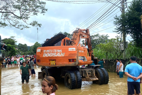 Tuyên Quang: Thêm một trẻ em bị nước lũ cuốn trôi