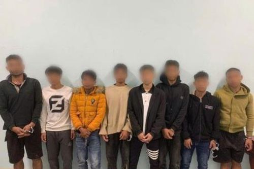 8 tên trộm liều lĩnh sa lưới
