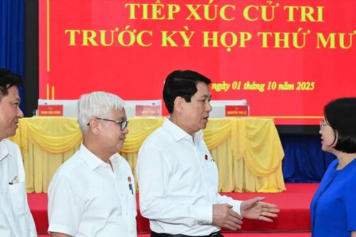 Chủ tịch nước Lương Cường: Đặt kỳ vọng vào sự phát triển của TPHCM với vai trò đi trước, đi đầu