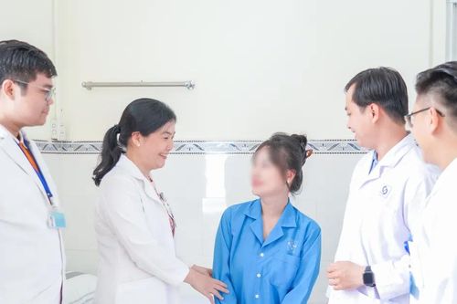Ca phẫu thuật níu giữ hy vọng sinh con cho người phụ nữ