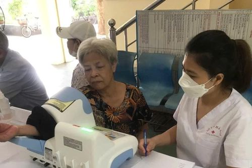 Biểu dương người cao tuổi vận động con cháu thực hiện tốt chính sách dân số