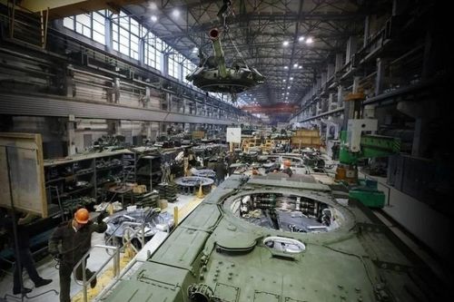 Uralvagonzavod đang chuẩn bị phục chế hàng trăm chiếc T-72A?