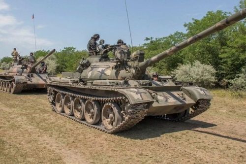 Quốc gia dùng T-55 cuối cùng tại châu Âu sắp thay thế bằng Leopard 2A8 và K2?