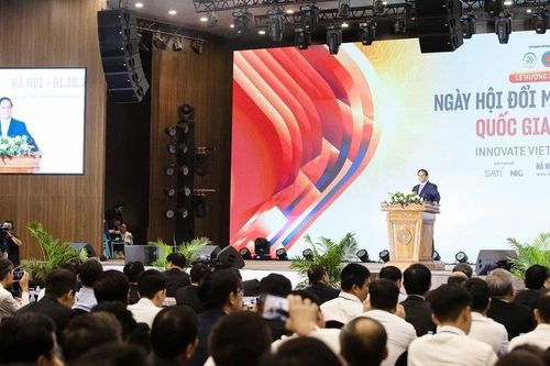 Thủ tướng Phạm Minh Chính gửi thông điệp '3 tiên phong' đến học sinh, sinh viên