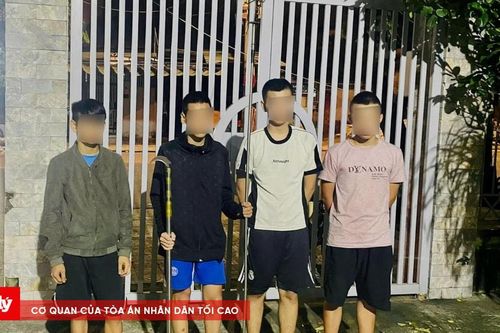 Truy xét nhanh nhóm thiếu niên mang vũ khí đăng lên mạng xã hội