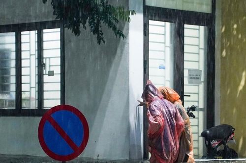 Ngõ hẹp, ngập úng nhưng nhà ở Hà Đông vẫn rao 6-7 tỷ đồng cho 30m2