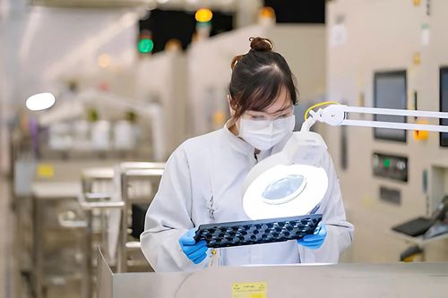 Hàng loạt đại gia bán dẫn đến Hà Nội trong tháng 11