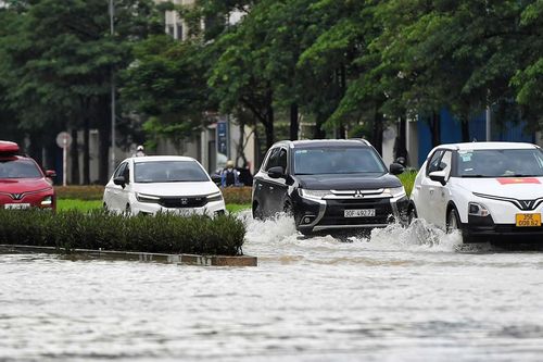 Sở Xây dựng lên tiếng việc 'Hà Nội bị động trong ứng phó ngập lụt'
