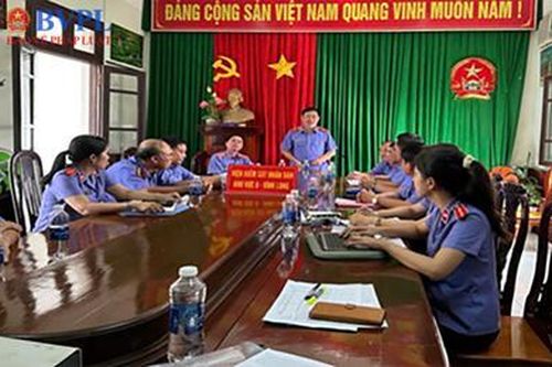 Cụm thi đua số 2 VKSND tỉnh Vĩnh Long tổng kết phong trào thi đua