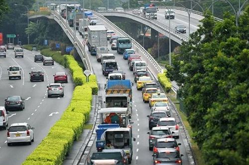 Singapore ngừng cấp đăng ký cho xe chạy xăng mới từ năm 2030