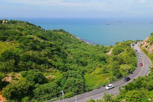 Hành trình Wonder Trip 2025 thu hút 200 ô tô VinFast