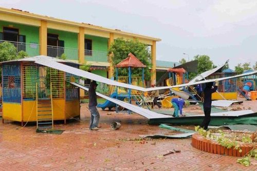 Nghệ An: Toàn lực khắc phục trường lớp, sớm đón học sinh trở lại sau bão