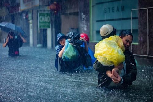 Hà Nội và bài toán ngập lụt đô thị: Từ 'thất thủ' trước mưa lớn đến chiến lược thoát – trữ nước thông minh