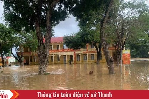 6 trường học ở xã Cẩm Thủy bị thiệt hại nặng nề sau bão số 10