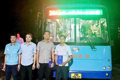 Tuyến buýt 20ATC chính thức vận hành, nối liền Hà Nội với xã đảo Minh Châu