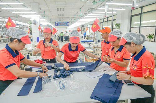 Nhiều doanh nghiệp công bố ước tính quý III, có đơn vị đã vượt mục tiêu năm