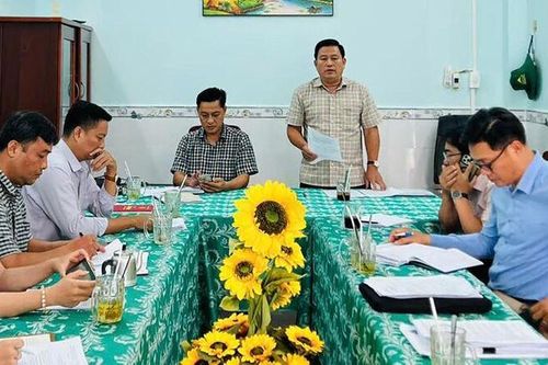 Kiểm tra công tác chuẩn bị Đại hội điểm Hội Nông dân xã Long Thạnh