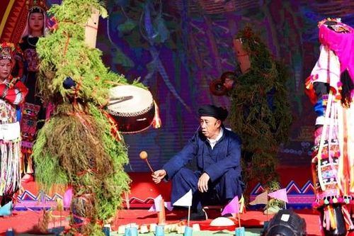 Nghi lễ cúng tổ tiên, giáo dục đạo lý uống nước nhớ nguồn của người Lô Lô