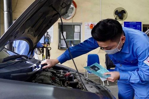 Việt Nam và bài toán tiêu chuẩn nhiên liệu ô tô: Chậm chân sẽ thành 'bãi rác công nghệ'?