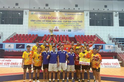 Đội bóng chuyền Sanest Khánh Hòa: Tăng cường ngoại binh chất lượng