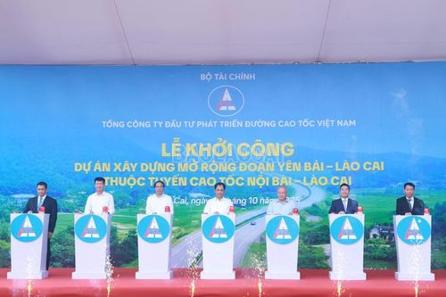 Khởi công Dự án mở rộng đường cao tốc đoạn Yên Bái – Lào Cai