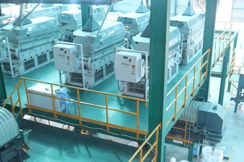 Thu hút đầu tư và đồng hành cùng doanh nghiệp