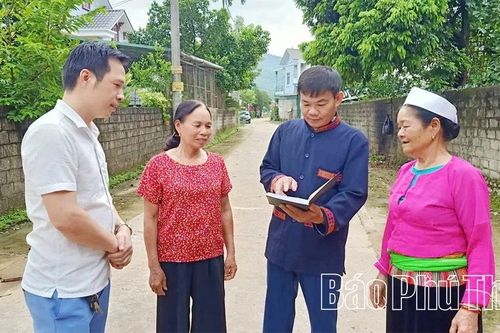 Điểm tựa của lòng dân