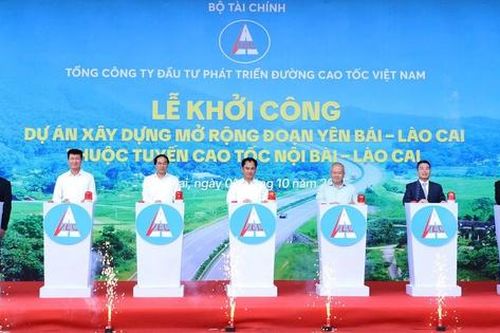 Khởi công dự án mở rộng cao tốc đoạn Yên Bái - Lào Cai lên 4 làn xe