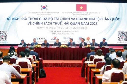 Hội nghị đối thoại giữa Bộ Tài chính và doanh nghiệp Hàn Quốc: Thắt chặt hợp tác cùng hướng tới phát triển bền vững