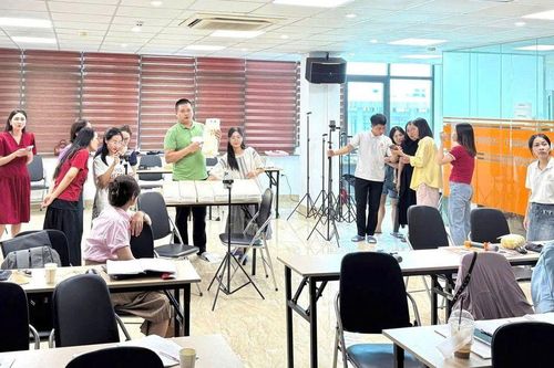 Ứng dụng dữ liệu lớn trong thương mại xã hội: Góc nhìn từ Sonnet Group