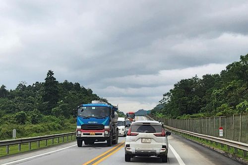 Dự án mở rộng Cao tốc Nội Bài - Lào Cai lên 4 làn xe sẽ hoàn thành trong năm 2026