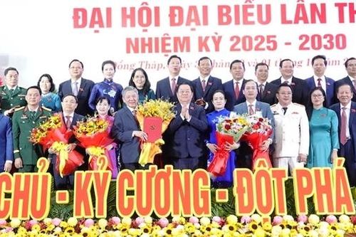 Đồng Tháp xây dựng đội ngũ cán bộ, lãnh đạo có tâm, có tầm